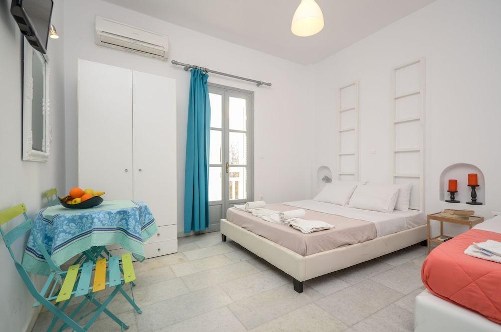 Depis Suites Naxos City Exterior foto