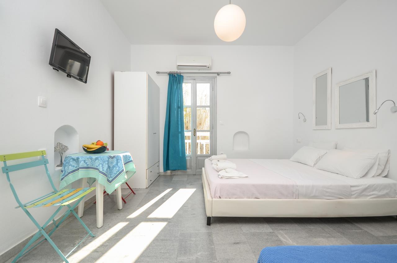 Depis Suites Naxos City Exterior foto